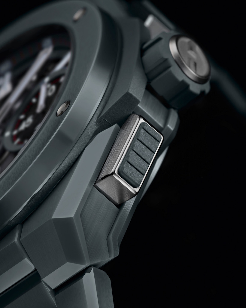  Hublot LVMH Watch Week - Hublot Big Bang Integral Ceramic