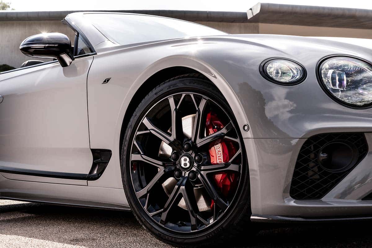 Bentley Continental GT S and GTC S: improving the cruising experience by decoupling the left and right-hand wheels from one another