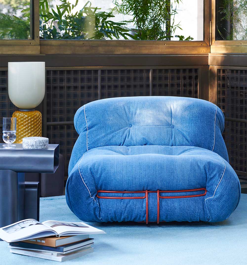 Design made in Italy - The Soriana armchair by Cassina in the denim version, 2022 limited edition. Photo by Paola Pansini, courtesy of Cassina