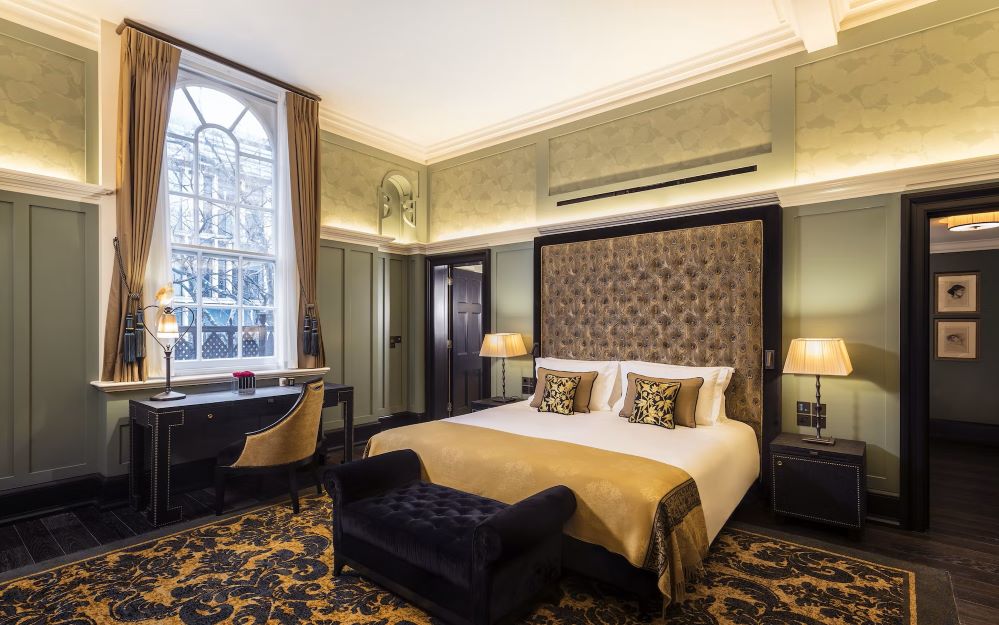 Best Luxury Hotels in London L'oscar London