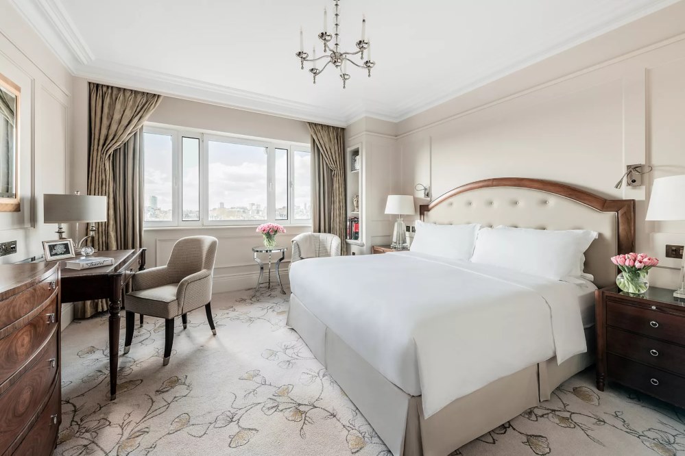 Best Luxury Hotels in London The Langham London