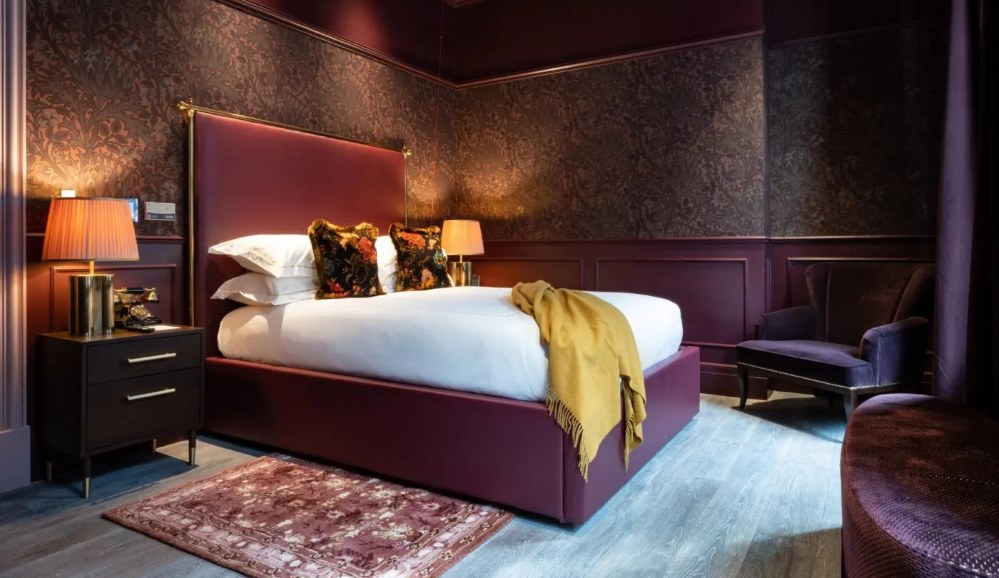 Best Luxury Hotels in London Sun Street Hotel