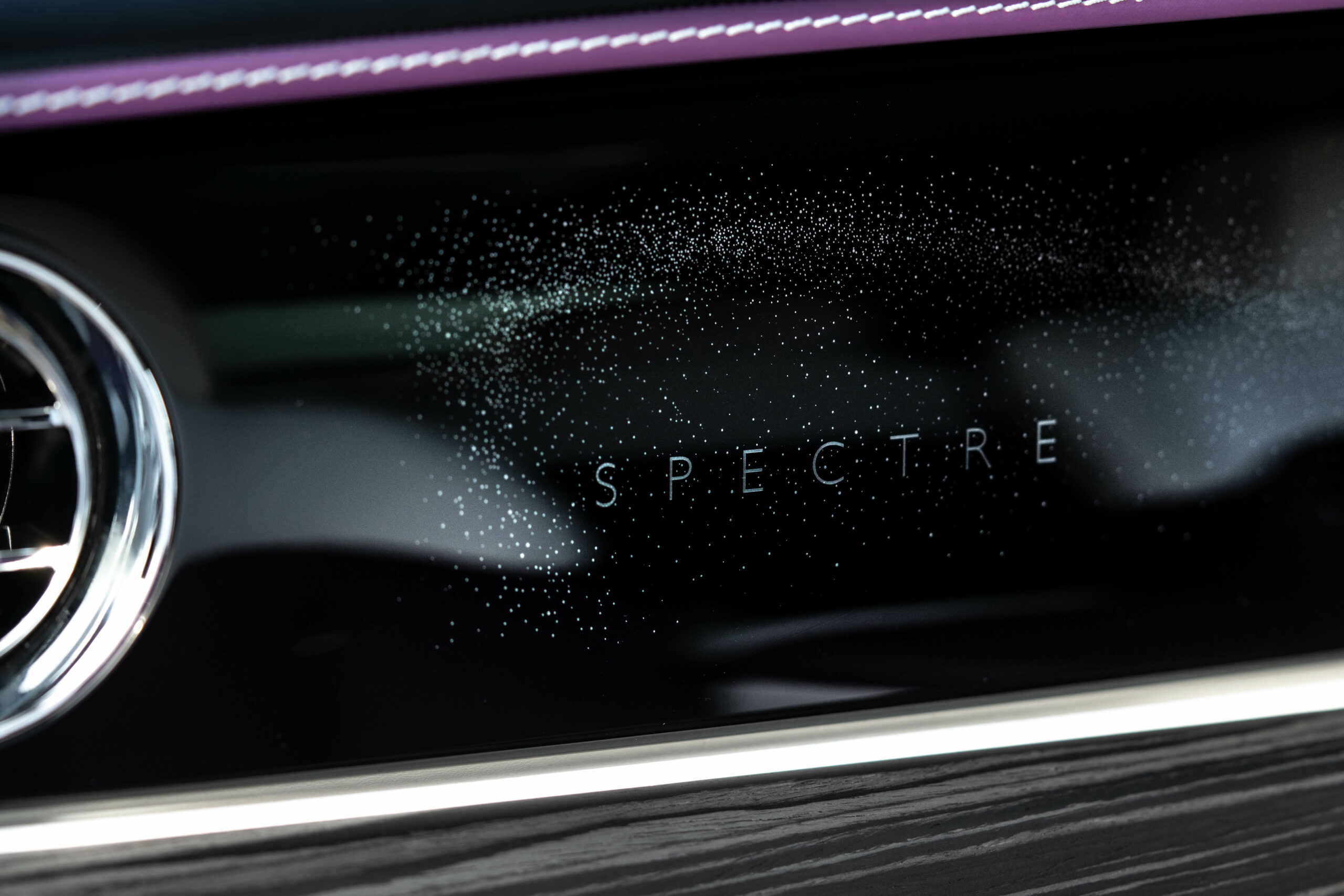 Rolls-Royce Spectre, tetto stellato