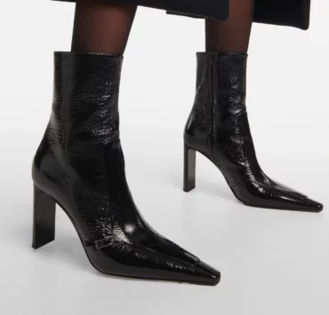 Black boots for women