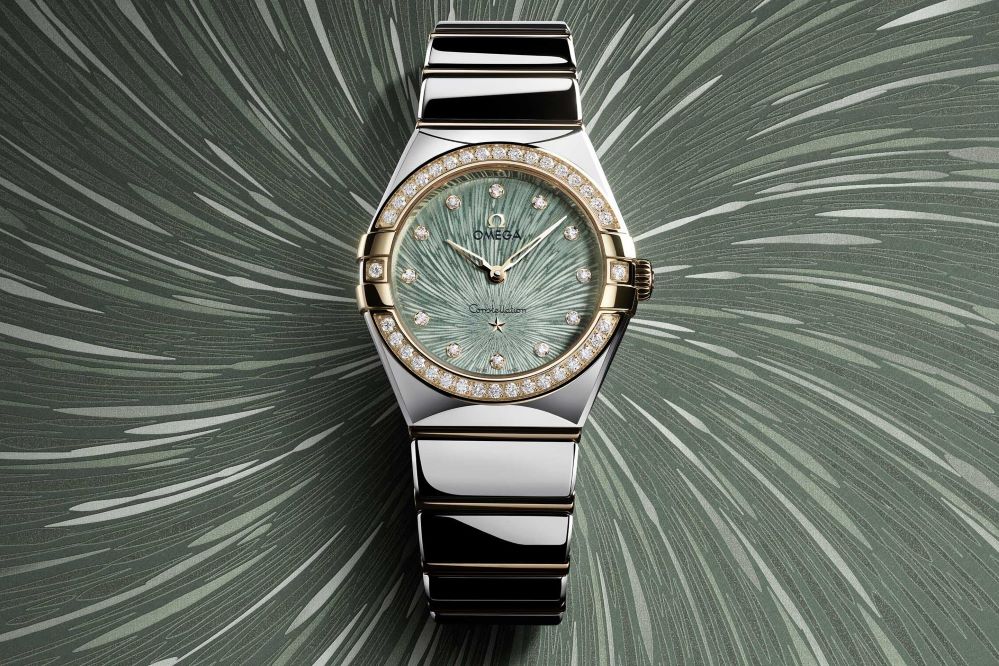 Omega-Constellation