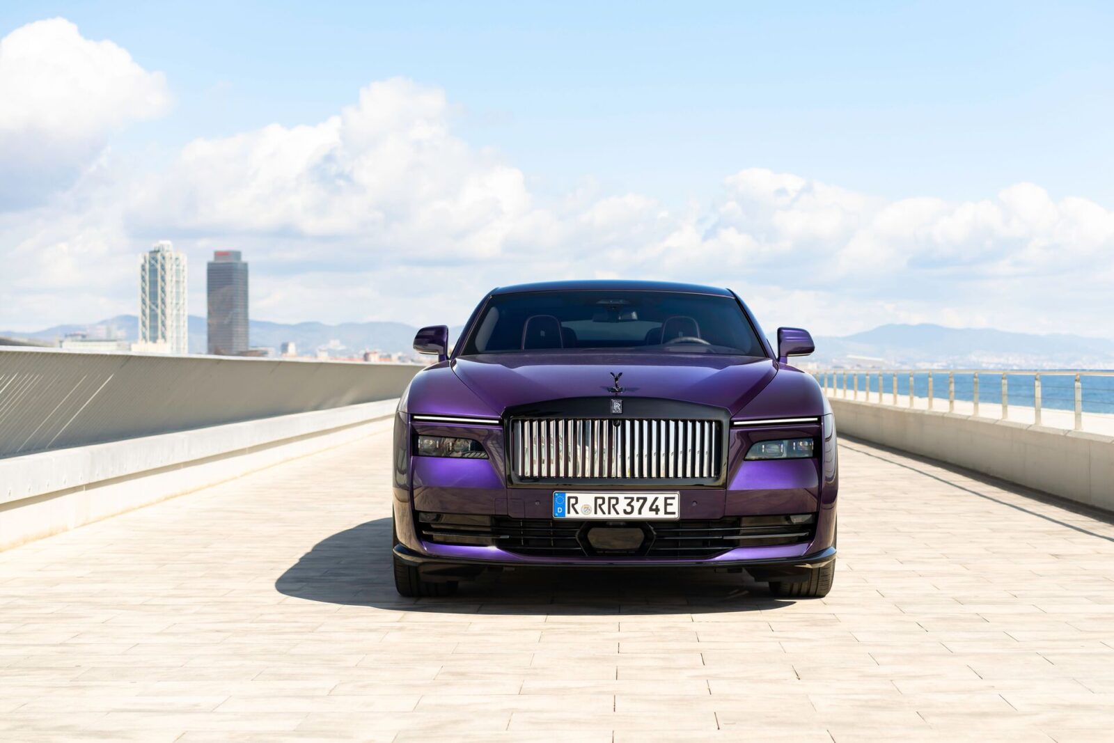 rolls-royce black badge spectre
