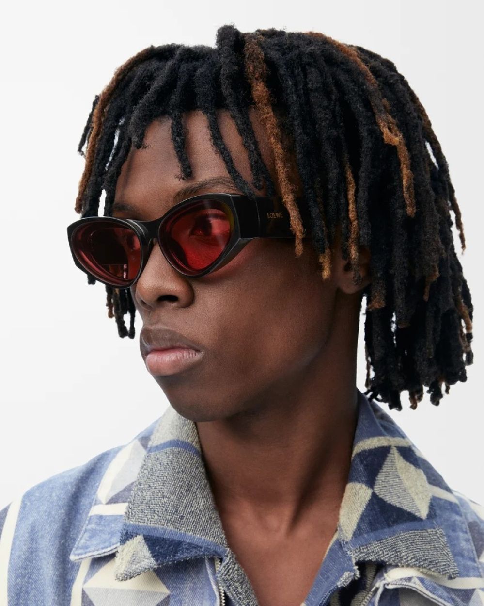 Loewe-Front-lenses-cateye-sunglasses