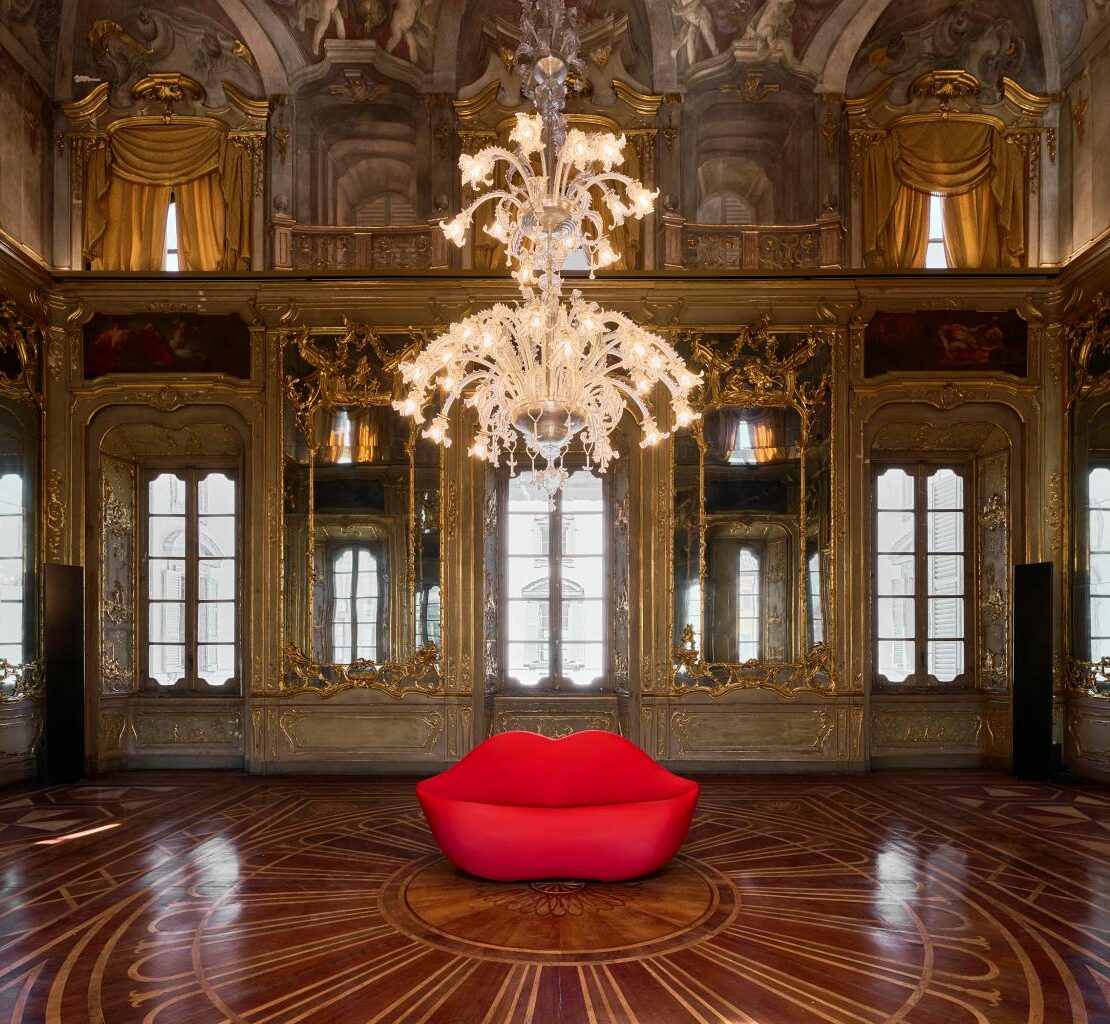 bocca sofa